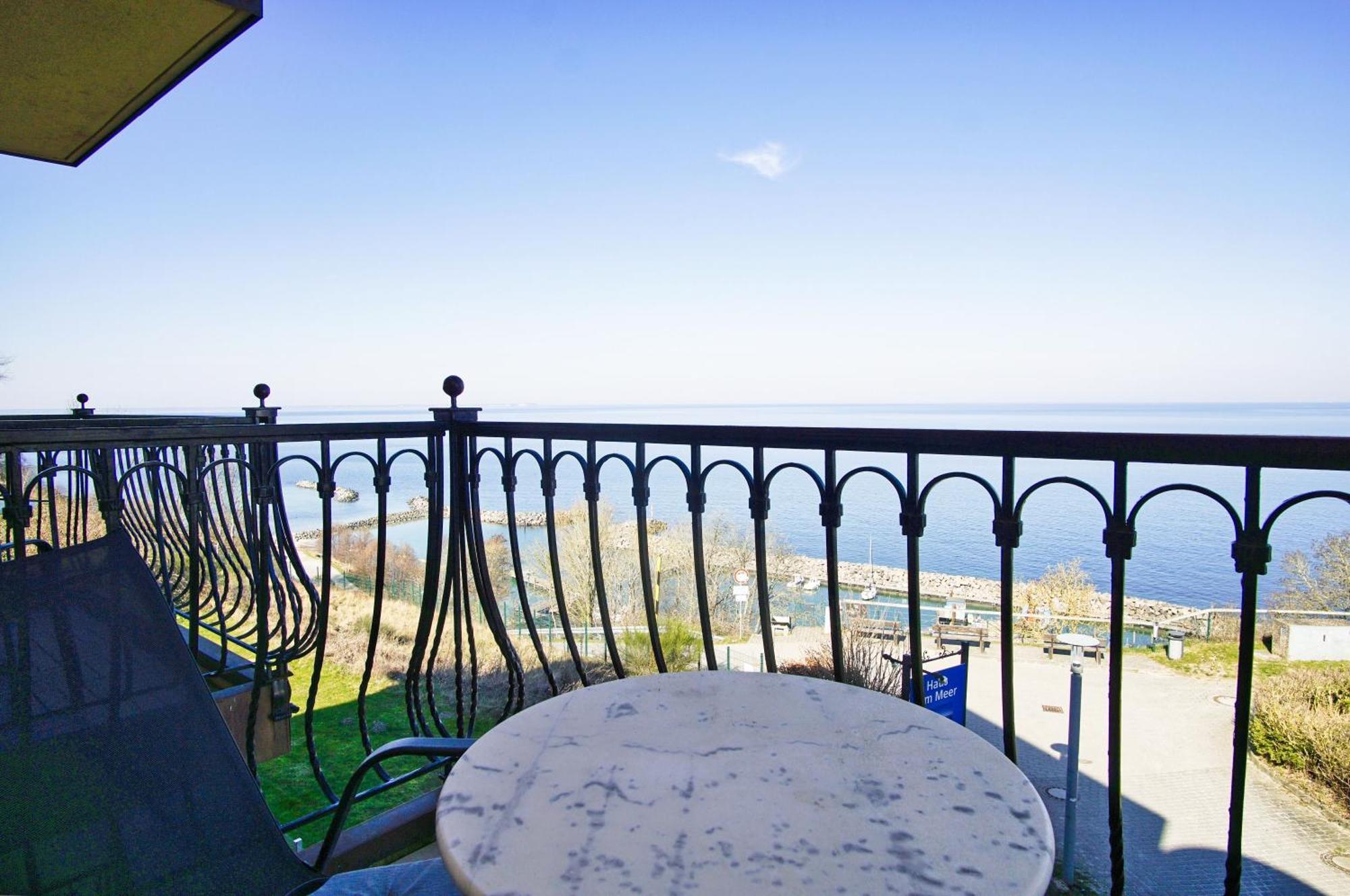 Ferienwohnung Mit Traumhaftem Meerblick - Haus Am Meer Fewo 07 Lohme Exterior foto