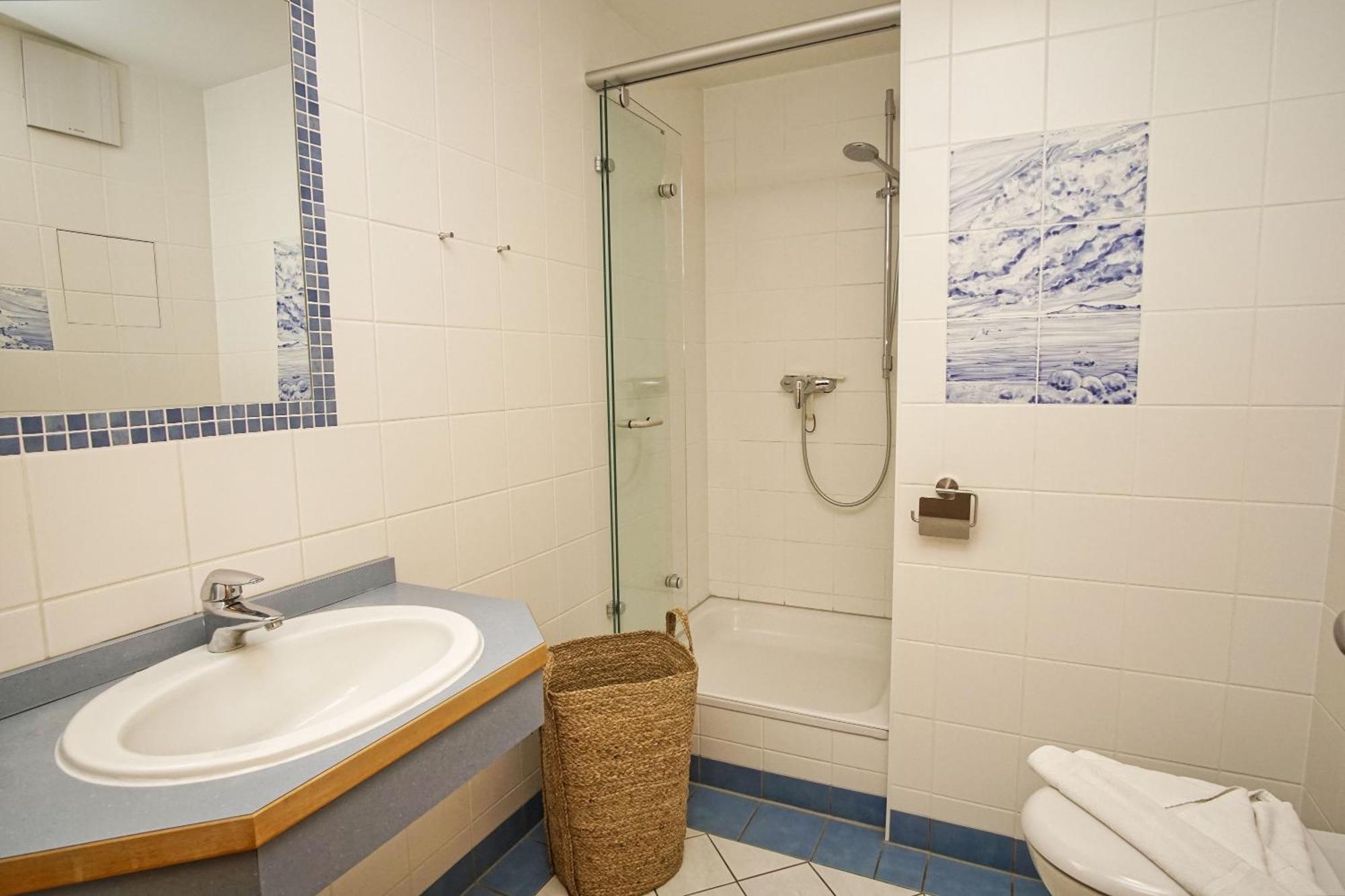 Ferienwohnung Mit Traumhaftem Meerblick - Haus Am Meer Fewo 07 Lohme Exterior foto