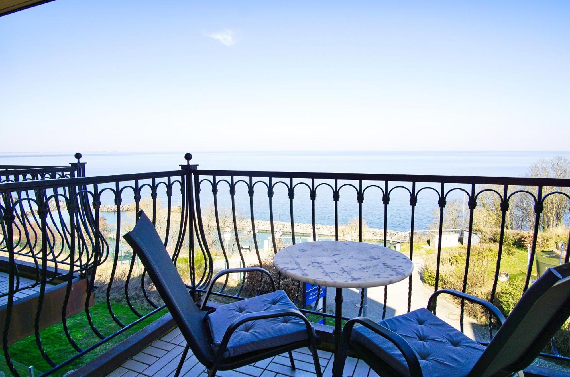 Ferienwohnung Mit Traumhaftem Meerblick - Haus Am Meer Fewo 07 Lohme Exterior foto